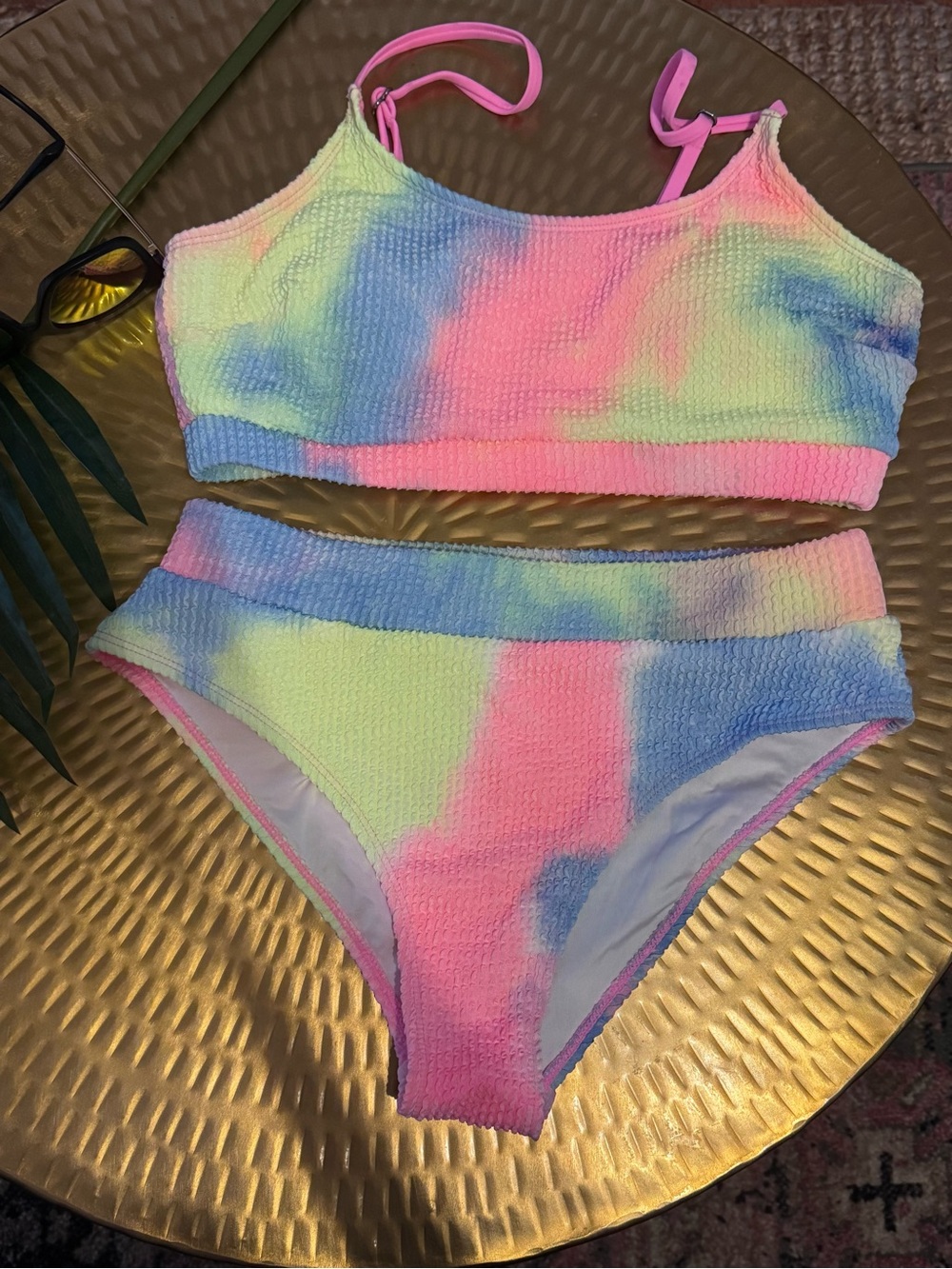 CUPSHE Tie-Dye Wash Textured Scoop Neck Top & High Waist Bikini Set - Picture 4 of 8